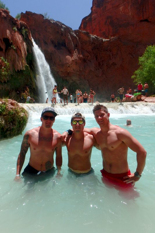 Turquoise pools and travertine terraces near Havasu Falls