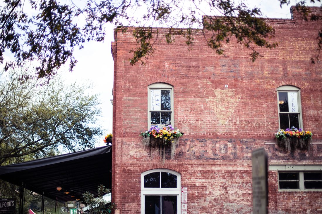 Street scene from Savannah's St. Patrick's Day celebration in the historic district