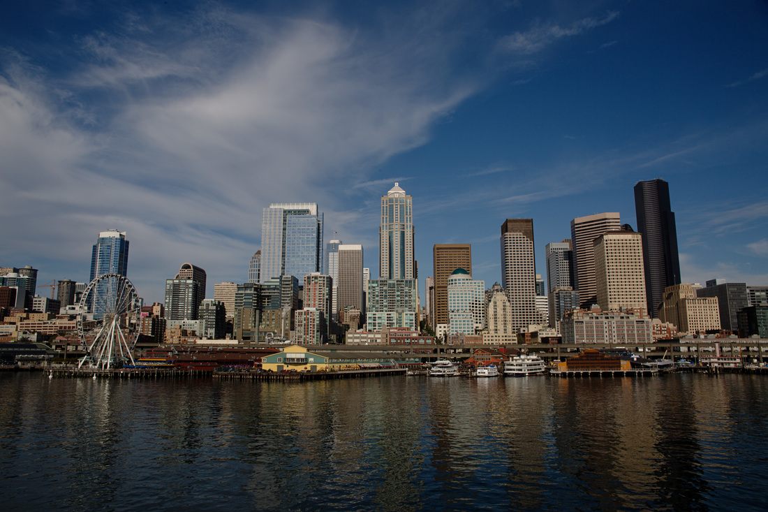 Seattle waterfront view along Elliott Bay