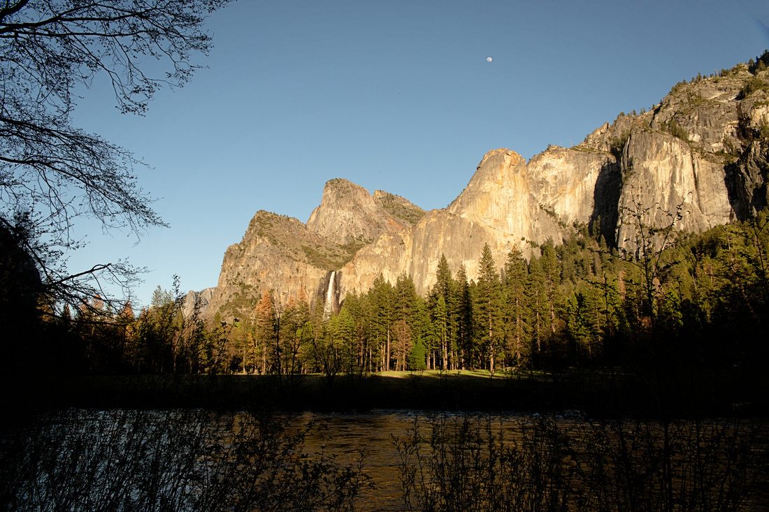 A river winding through Yosemite National Park