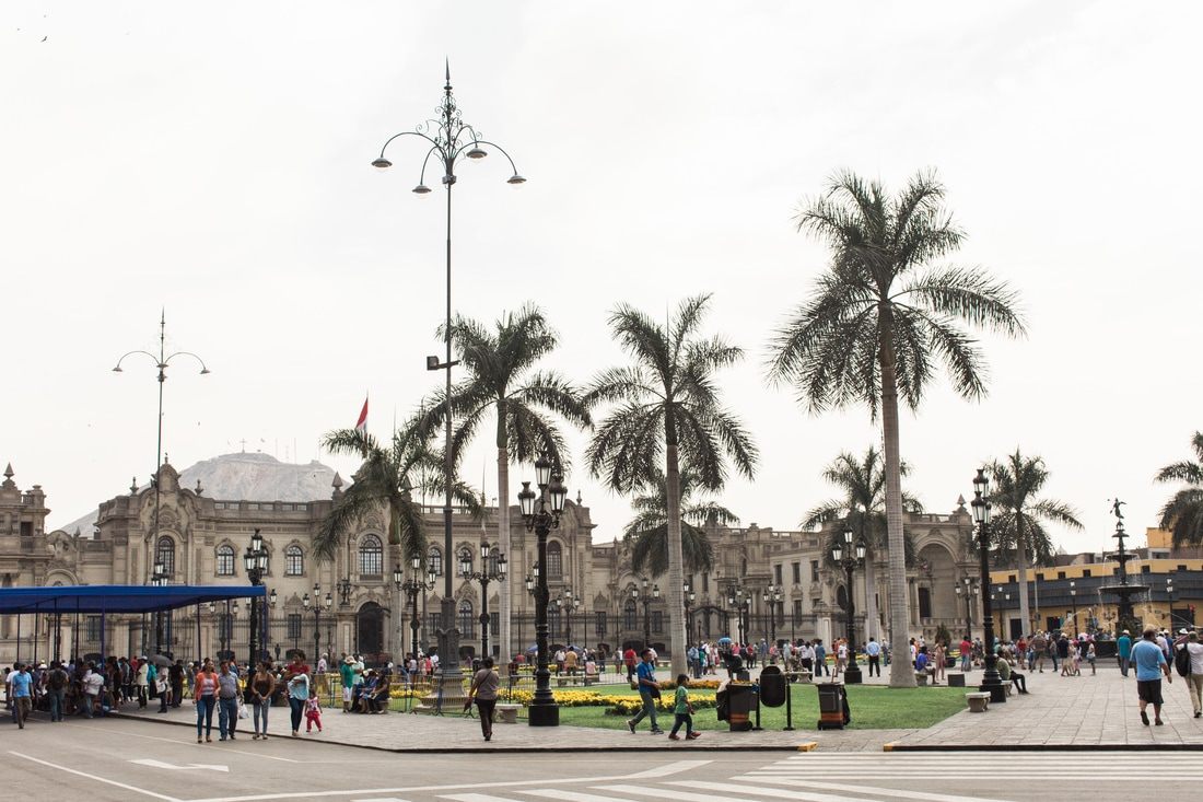 Everyday street life in Lima's Historic District