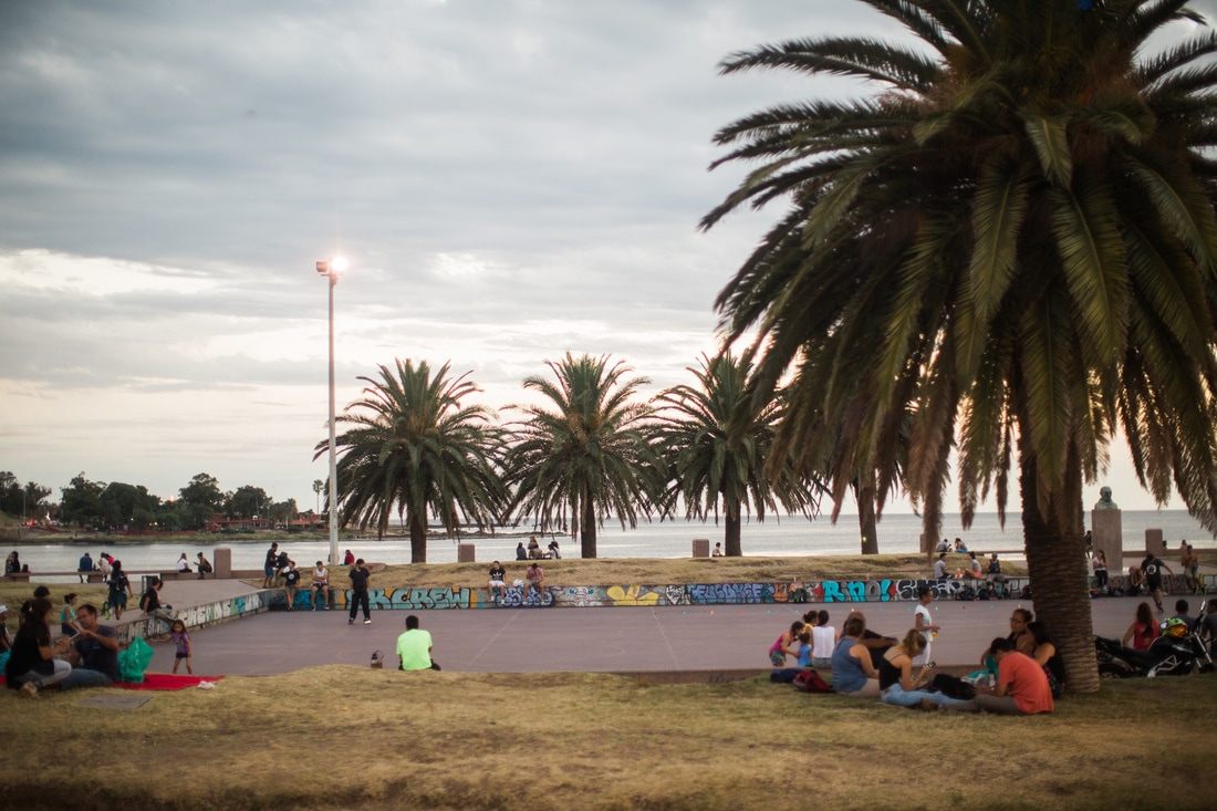 A lively afternoon along Montevideo's rambla