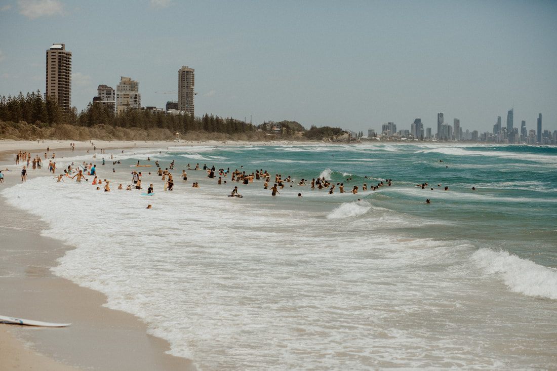 Photo of a roadside stop with sweeping ocean views along the Gold Coast between Brisbane and Byron Bay, Australia