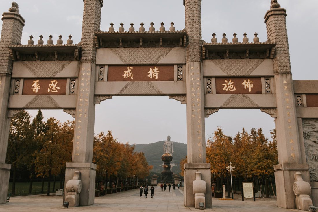 Sweeping view of the Lingshan Grand Buddha complex in Wuxi