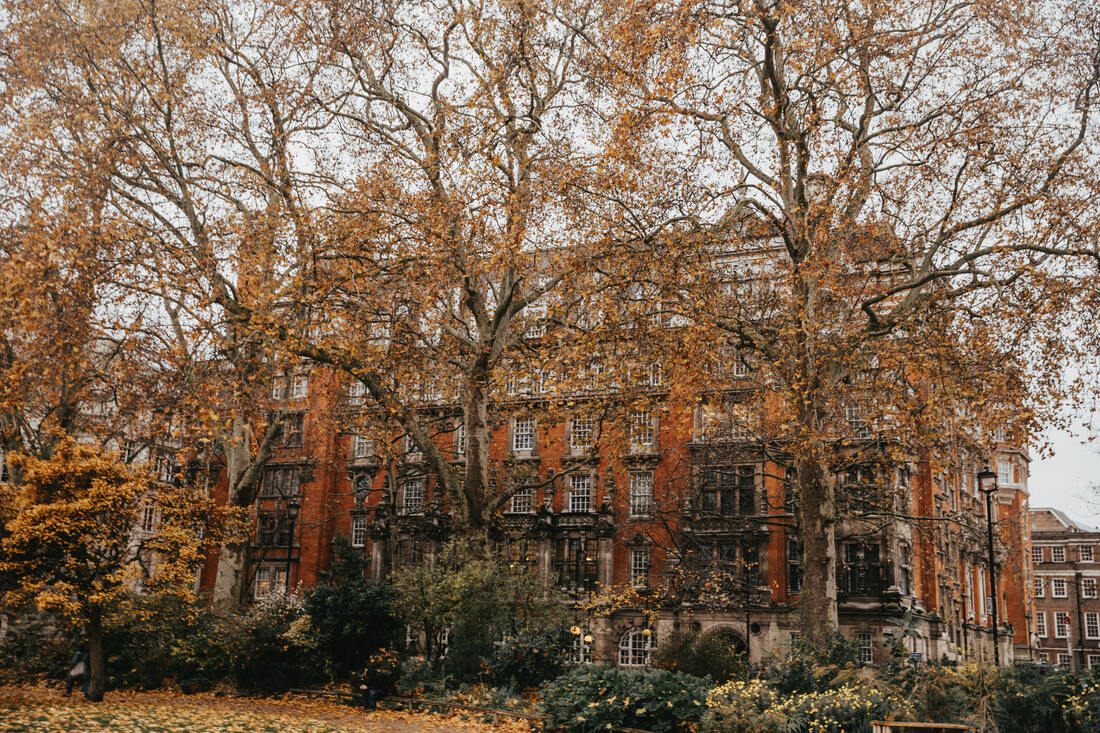 City street scene while wandering London on foot