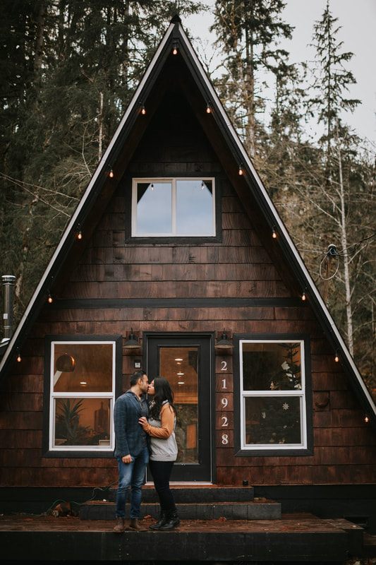 Couple embracing near Canyon Falls in the Washington Cascades