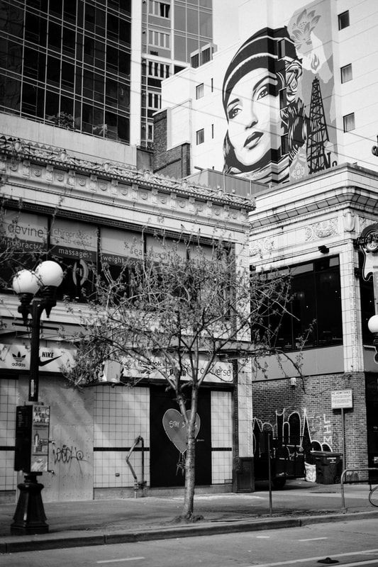 Shuttered restaurant storefront in downtown Seattle during the coronavirus quarantine.