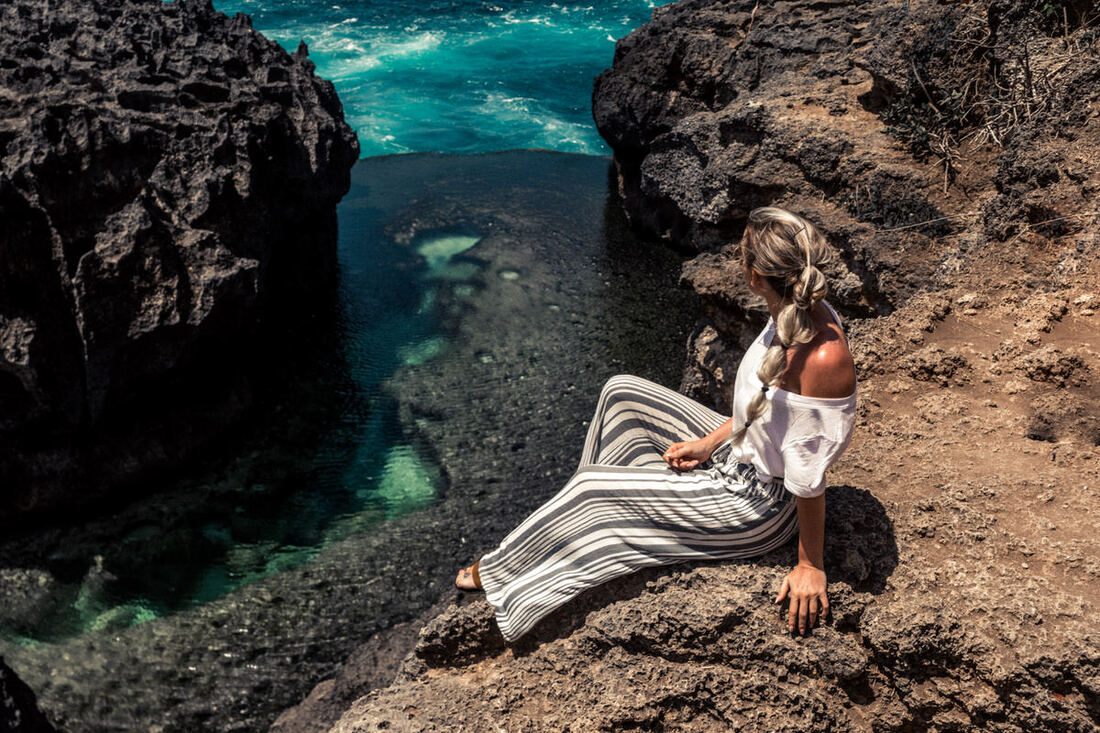 Quiet cove along the Bali coastline