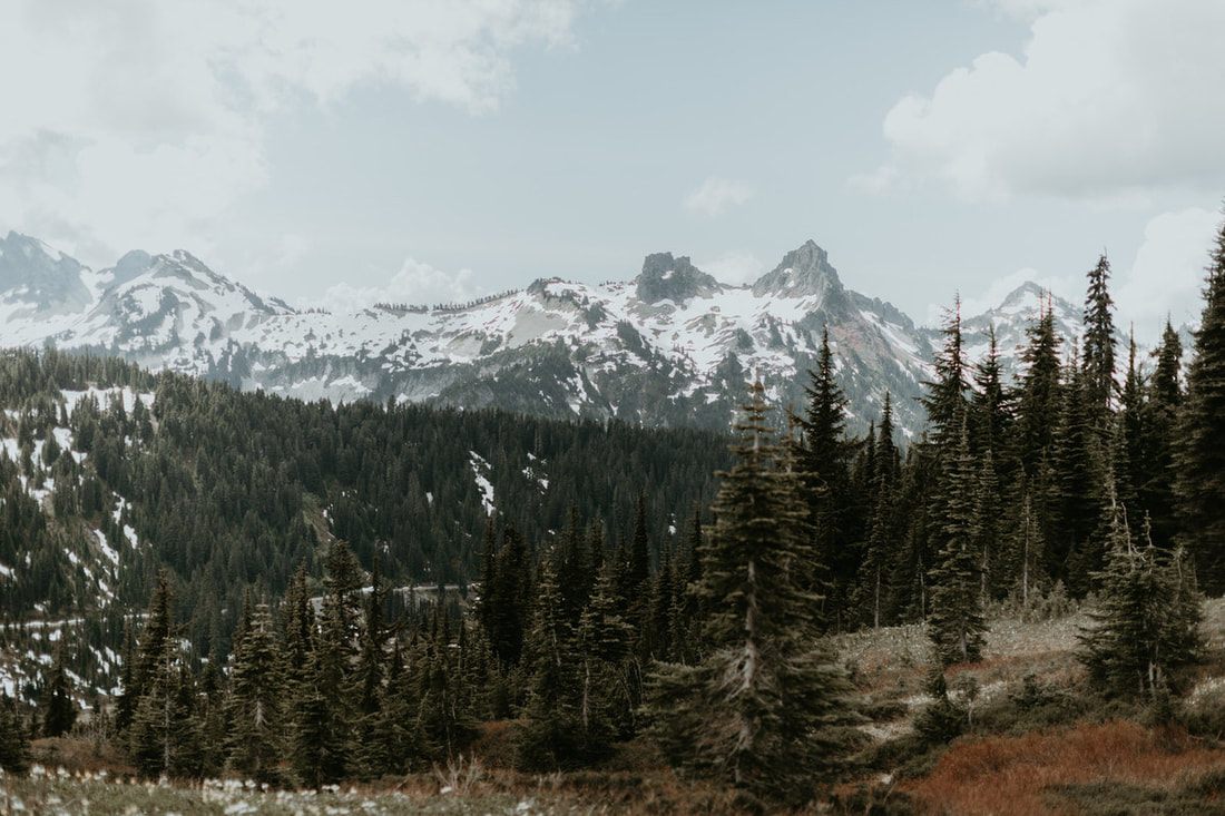 Clear summer sky over the glaciers of Mount Rainier