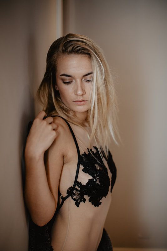 Full-look commercial photography for SJ Lingerie, styled and photographed by Lindsey O.