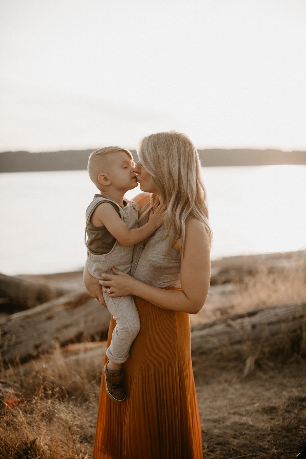 Candid family portrait on the Washington coastline during late summer