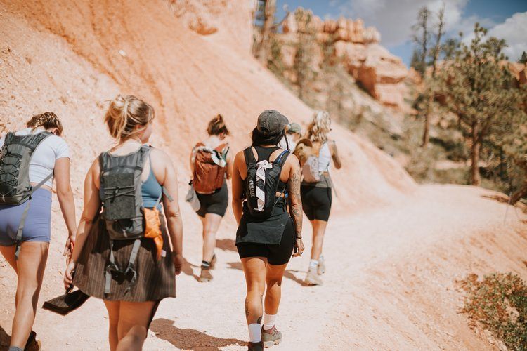 Stargazing under the desert sky at a Bryce Canyon women's retreat