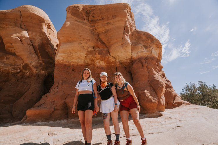 Stargazing under the desert sky at a Bryce Canyon women's retreat