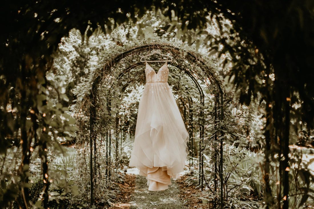 Bride and groom's first dance at their Nashville reception