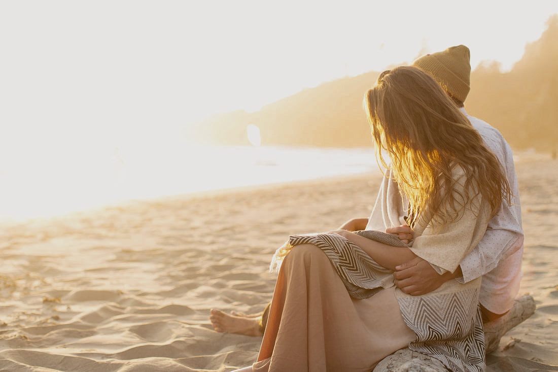 Couple embracing outdoors during their PNW elopement in Washington State