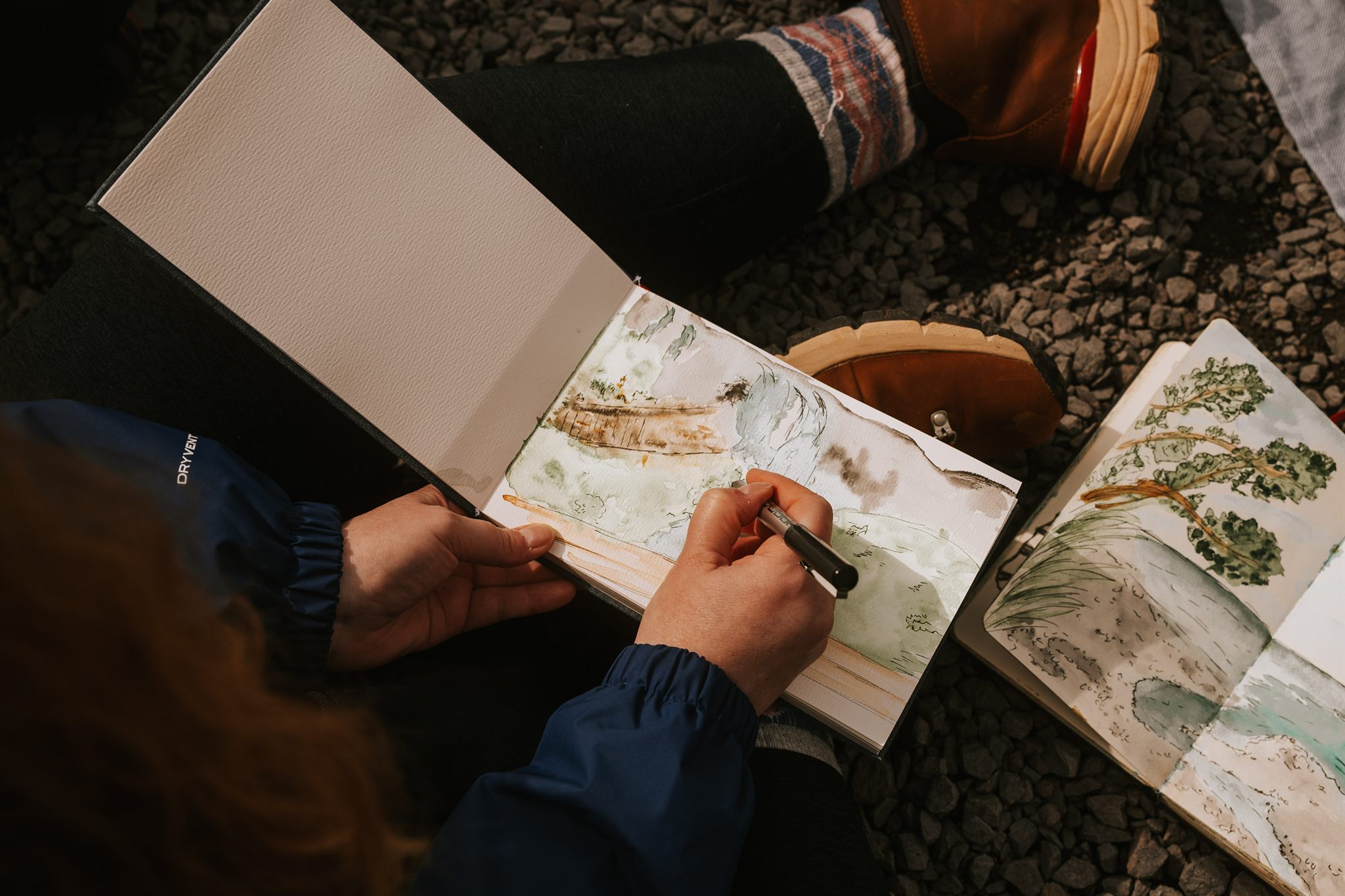 Road trip through the Icelandic landscape on a women's retreat